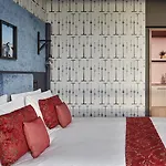 Hotel Indigo Berlin - East Side Gallery, an IHG Hotel